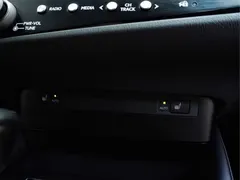 2022 Lexus ES 300h, чёрный — фото 20