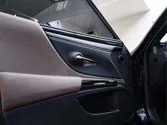 2022 Lexus ES 300h, чёрный — фото 23