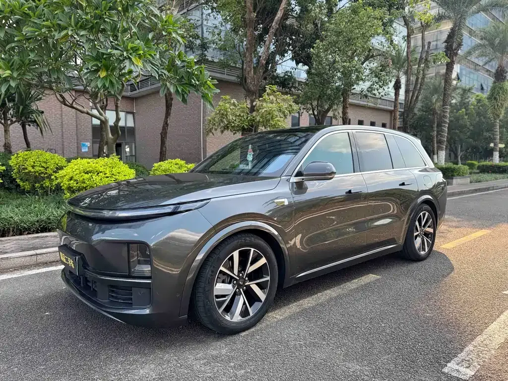 2023 Li Auto L8 Pro