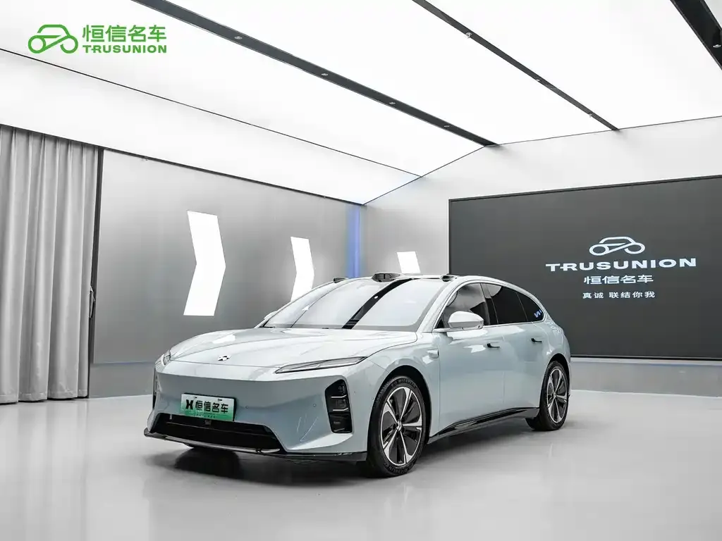 2025 Nio ET5T 75kWh Touring
