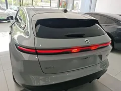 2024 Nio ET5T 75kWh Touring — фото 6