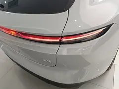 2024 Nio ET5T 75kWh Touring — фото 8