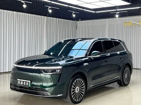 2025 Aito M8 53.4kWh 6 (192