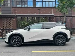 2025 Zeekr X 4 seats RWD Magic Cube, белый — фото 3