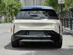 2025 Zeekr X 4 seats RWD Magic Cube, белый — фото 17