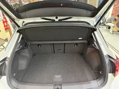 2022 Volkswagen T-Roc 280TSI DSG 2WD PLUS, белый — фото 22