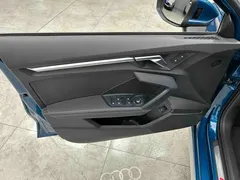 2022 Audi A3L Limousine 35 TFSI Fashion Sport, синий — фото 15