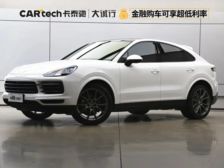 2023 Porsche Cayenne Coupé 3.0T Platinum Edition