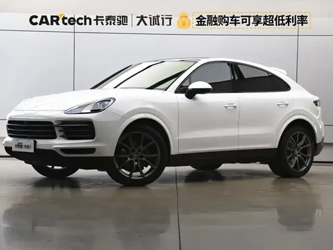 2023 Porsche Cayenne Coupé 3.0T Platinum Edition