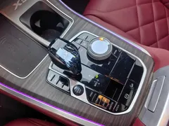 2022 BMW X5 40Li M, чёрный — фото 11