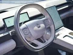2023 Nio EC6 75kWh, чёрный — фото 6