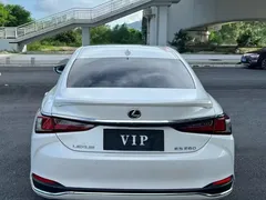2020 Lexus ES 200, белый — фото 8