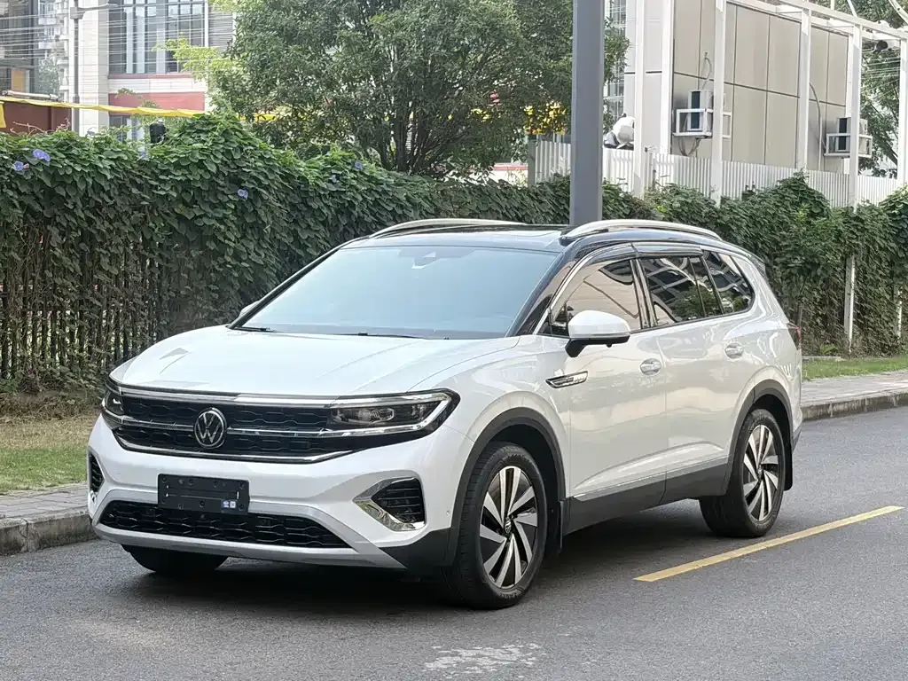 2022 Volkswagen Talagon 380TSI 4WD Luxury Pro 7