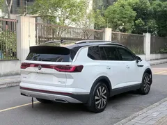 2022 Volkswagen Talagon 380TSI 4WD Luxury Pro 7, белый — фото 7