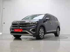 2021 Volkswagen Talagon 330TSI 2WD, синий — фото 1