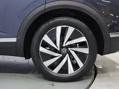 2021 Volkswagen Talagon 330TSI 2WD, синий — фото 20