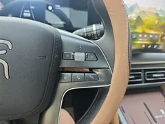2024 BYD Song L DM-i 160km, белый — фото 25