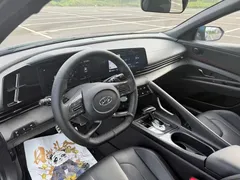 2021 Hyundai Elantra 240TGDi DCT LUX Premium, синий — фото 7