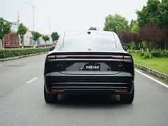 2025 Nio EC6 75kWh, чёрный — фото 5