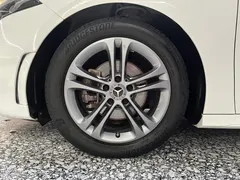 2022 Mercedes-Benz A-Class A 180 L, белый — фото 15