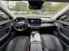 2023 Hongqi HS5 2.0T 4WD Pro — фото 12