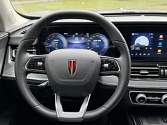2023 Hongqi HS5 2.0T 4WD Pro — фото 14