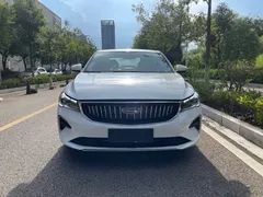 2022 Geely Emgrand 4th Gen 1.5L CVT Luxury, белый — фото 2