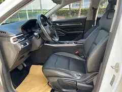 2022 Geely Emgrand 4th Gen 1.5L CVT Luxury, белый — фото 8