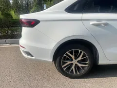 2022 Geely Emgrand 4th Gen 1.5L CVT Luxury, белый — фото 14