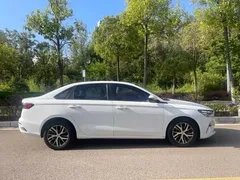 2022 Geely Emgrand 4th Gen 1.5L CVT Luxury, белый — фото 15