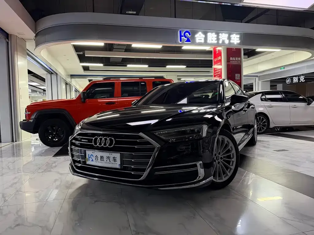 2021 Audi A8L 50 TFSI quattro Comfort
