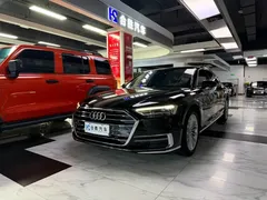 2021 Audi A8L 50 TFSI quattro Comfort, чёрный — фото 4