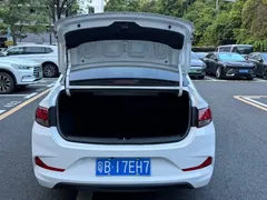 2020 Hyundai Elantra 1.6L AT GL, белый — фото 7