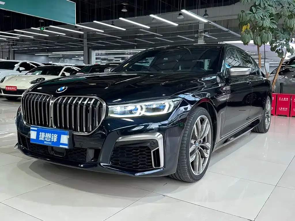 2019 BMW 7 Series M760Li xDrive V12