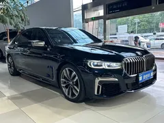 2019 BMW 7 Series M760Li xDrive V12, чёрный — фото 3