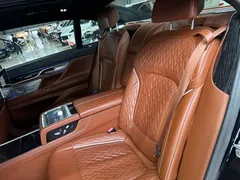 2019 BMW 7 Series M760Li xDrive V12, чёрный — фото 12