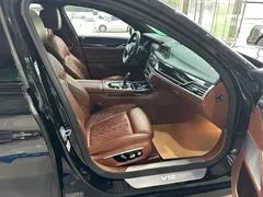 2019 BMW 7 Series M760Li xDrive V12, чёрный — фото 16