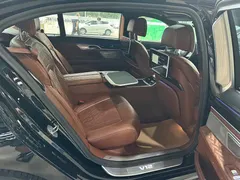 2019 BMW 7 Series M760Li xDrive V12, чёрный — фото 17