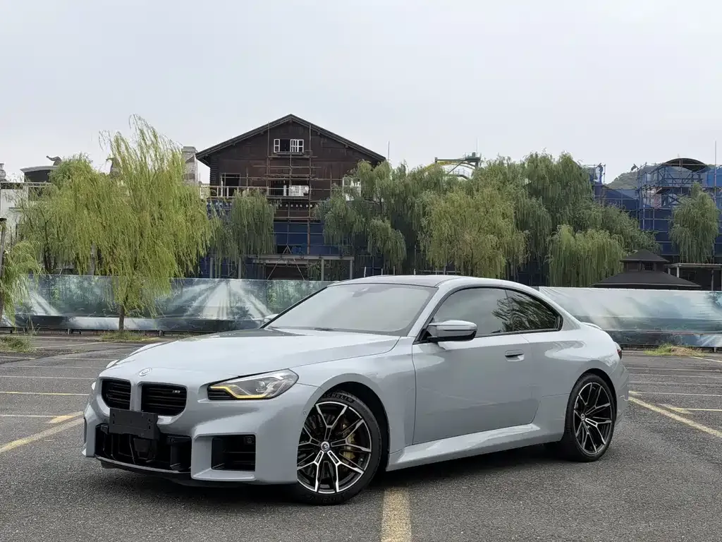 2023 BMW M2