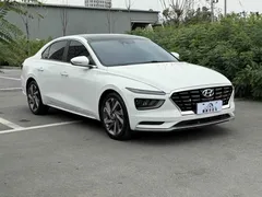 2021 Hyundai Mistra 1.8L CVT LUX Premium, белый — фото 3