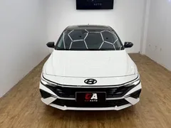 2023 Hyundai Elantra 1.5L CVT LUX Premium, белый — фото 2
