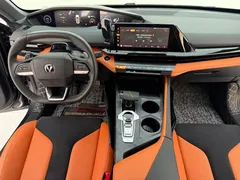 2023 Changan UNI-V 1.5T Sport — фото 6