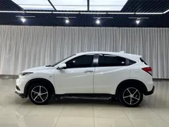 2020 Honda Vezel 1.5L CVT Pioneer, белый — фото 3