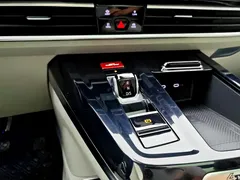 2022 Volkswagen Talagon 530TSI 4WD Pro 7, синий — фото 11