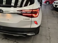 2020 Kia Seltos 1.5L CVT, белый — фото 8