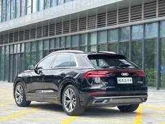 2021 Audi Q8 55 TFSI, чёрный — фото 4