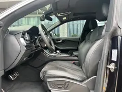 2021 Audi Q8 55 TFSI, чёрный — фото 7