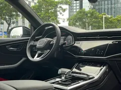 2021 Audi Q8 55 TFSI, чёрный — фото 12