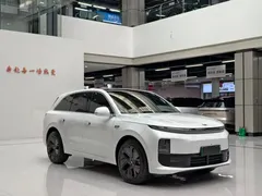 2024 Li Auto L6 Pro, белый — фото 5
