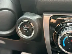 2022 Toyota Yaris L Zhixuan X 1.5L CVT PLUS, белый — фото 12